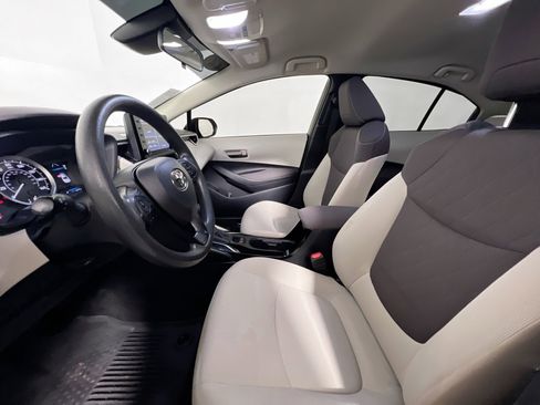 Used 2022 Toyota Corolla LE image 14