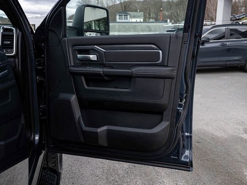 New 2026 RAM 2500 Big Horn AWD/4WD image 12