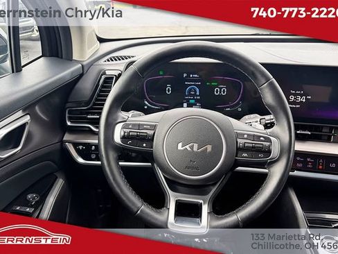 Used 2023 Kia Sportage EX AWD/4WD image 7