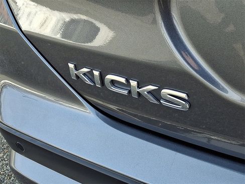 Certified 2023 Nissan Kicks S image 29