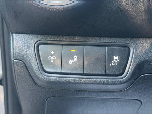 Used 2023 Kia Forte GT-Line w/ GT-Line Premium Package FWD image 18