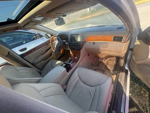 Used 2004 Lexus LS 430 image 17
