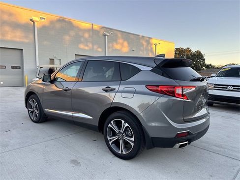 Used 2023 Acura RDX AWD w/ Advance Package image 5