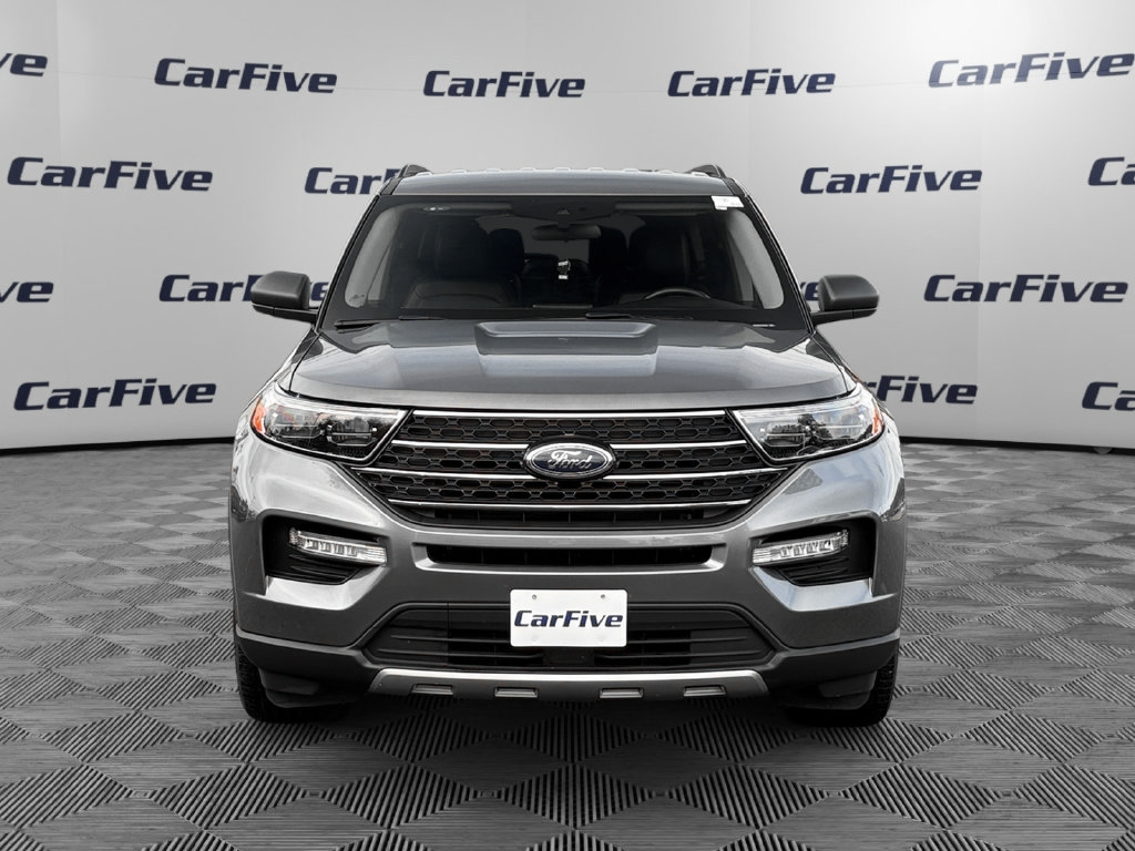 Used 2023 Ford Explorer XLT w/ Equipment Group 202A AWD/4WD image 9