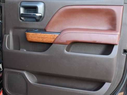 Used 2019 Chevrolet Silverado 3500 High Country w/ Duramax Plus Package image 10