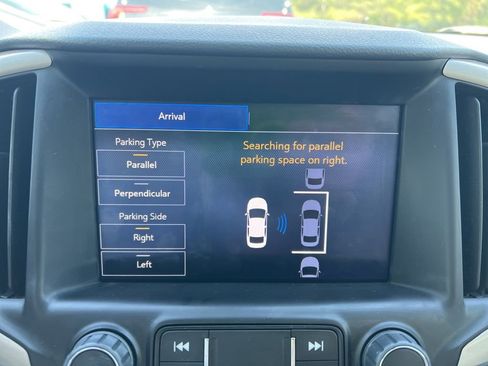 Used 2022 GMC Terrain Denali w/ Denali Premium Package AWD/4WD image 10