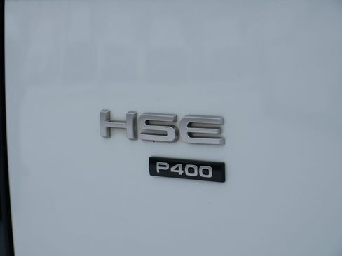 Used 2020 Land Rover Range Rover HSE image 12