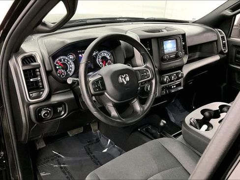 Used 2024 RAM 2500 Tradesman w/ Chrome Appearance Group AWD/4WD image 16