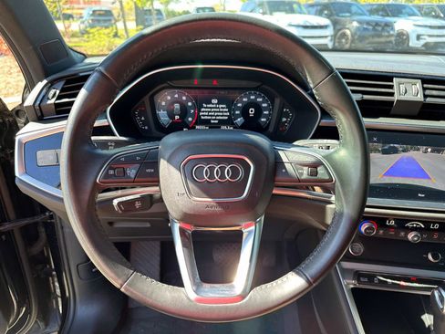 Used 2020 Audi Q3 2.0T Premium w/ Convenience Package image 27
