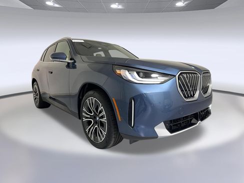 Used 2026 BMW X3 xDrive30i w/ Premium Package AWD/4WD image 7