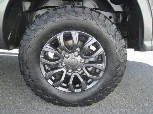 Used 2019 Ford Ranger XLT w/ Equipment Group 302A Luxury AWD/4WD image 9