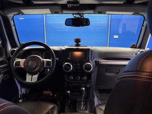 Used 2014 Jeep Wrangler Sport AWD/4WD image 25