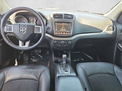 Used 2019 Dodge Journey Crossroad w/ Driver Convenience Group FWD image 21