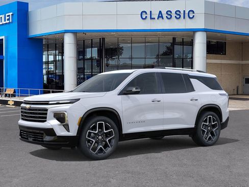 New 2026 Chevrolet Traverse High Country w/ LPO, Floor Liner Package image 2