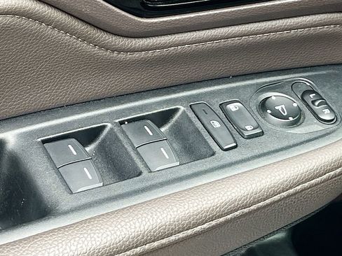 Used 2023 Honda Odyssey Touring image 18