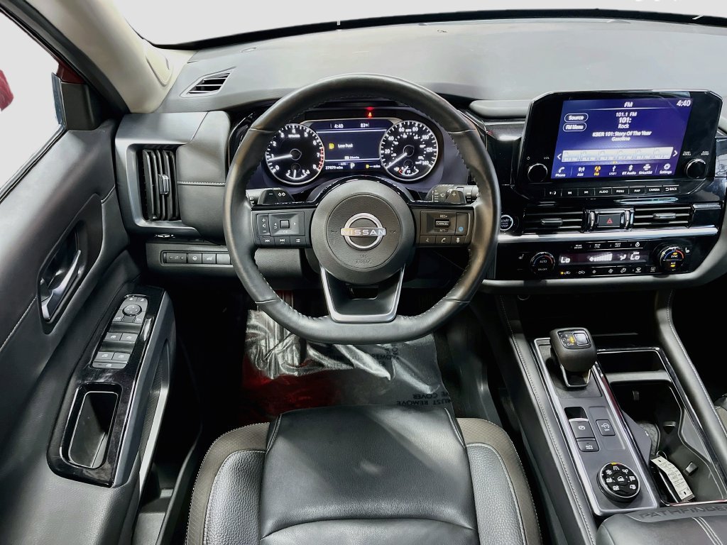 Used 2024 Nissan Pathfinder SL w/ SL Premium Package AWD/4WD image 26