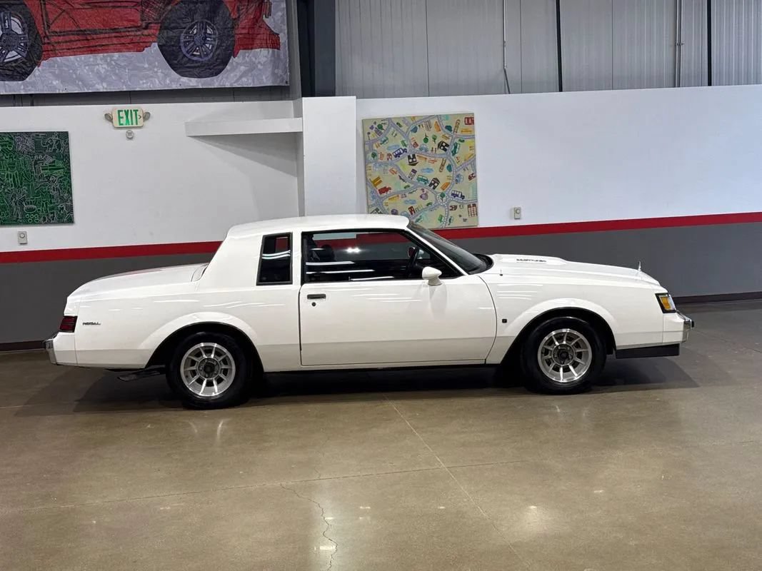 Used 1987 Buick Regal Coupe RWD image 30