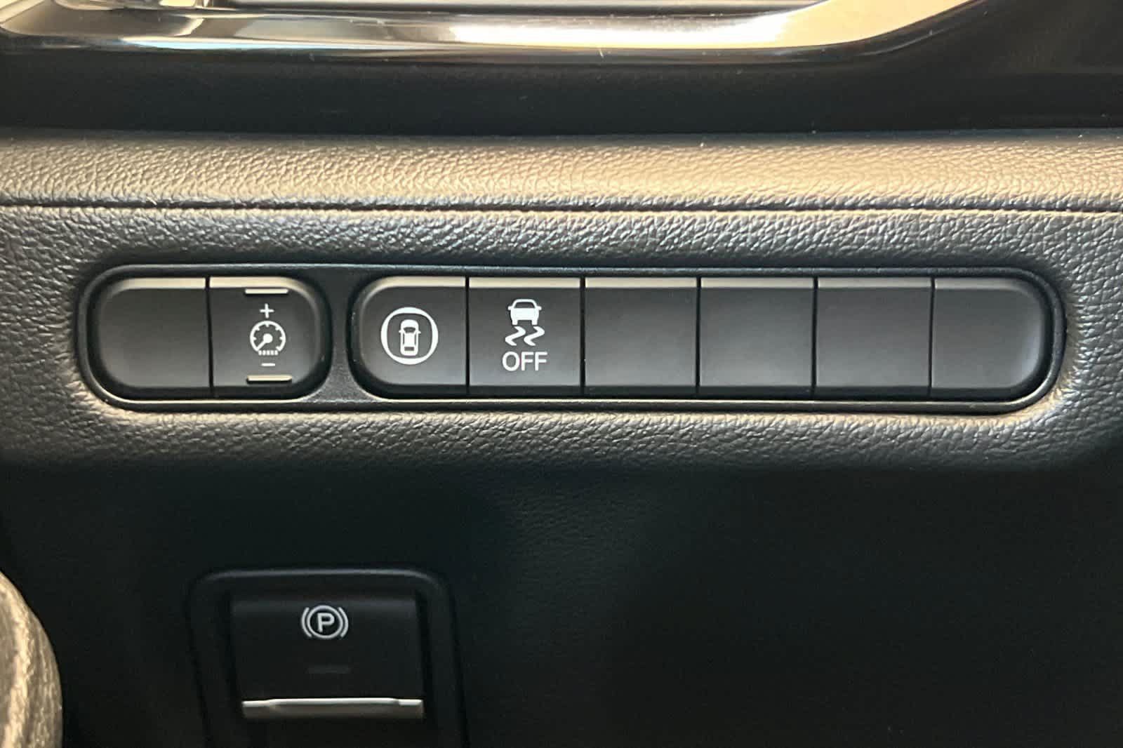 Used 2024 Acura MDX FWD image 31