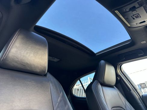 Used 2024 Lexus UX 250h FWD image 19