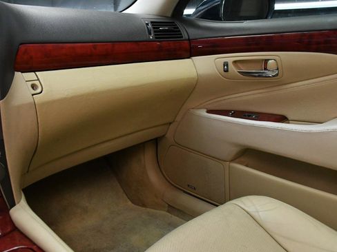 Used 2007 Lexus LS 460 Luxury Sedan image 27