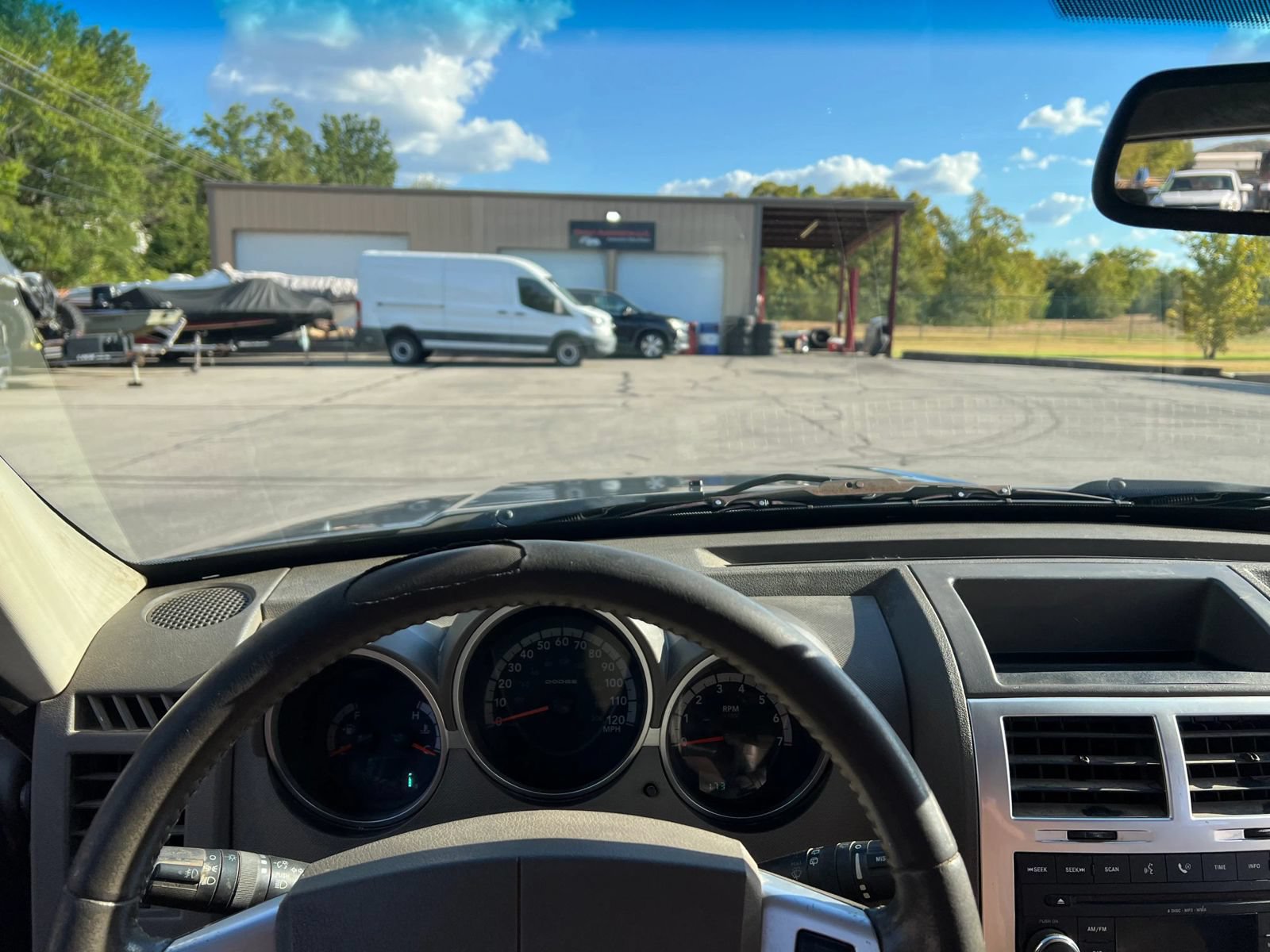 Used 2007 Dodge Nitro SLT RWD image 12