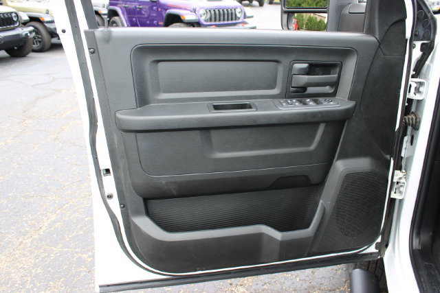 Used 2025 RAM 3500 Tradesman AWD/4WD image 12