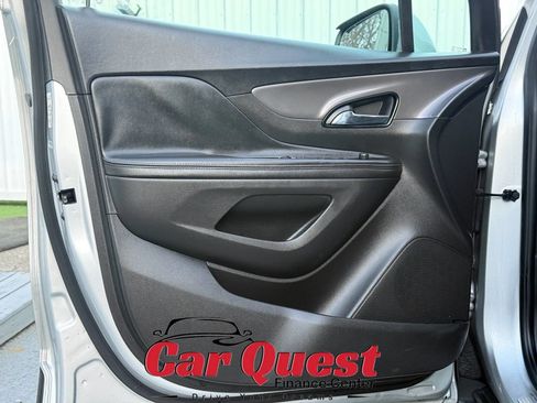 Used 2020 Buick Encore Essence AWD/4WD image 11