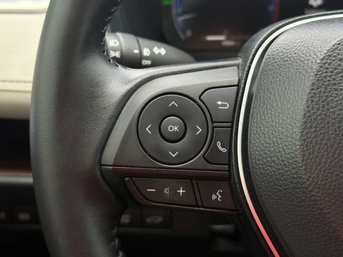 Certified 2025 Toyota RAV4 Limited FWD image 26