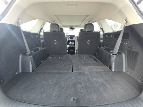 Used 2022 Kia Sorento EX w/ Panoramic Sunroof Package image 12