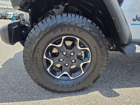 Used 2023 Jeep Wrangler Unlimited Rubicon 4xe w/ Cold Weather Group AWD/4WD image 26