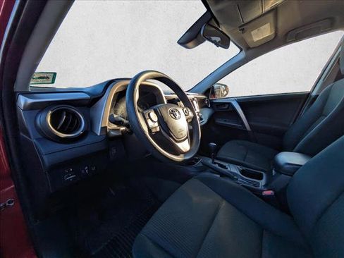 Used 2017 Toyota RAV4 LE image 16
