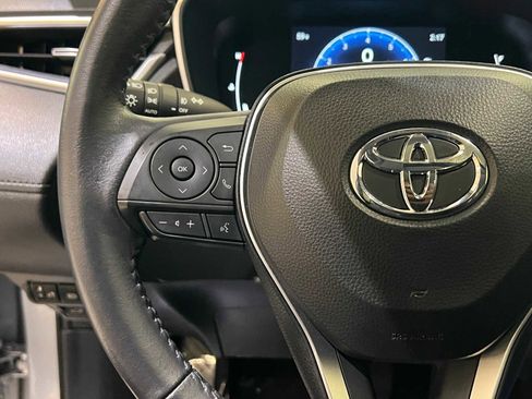 Certified 2023 Toyota Corolla Cross XLE image 22