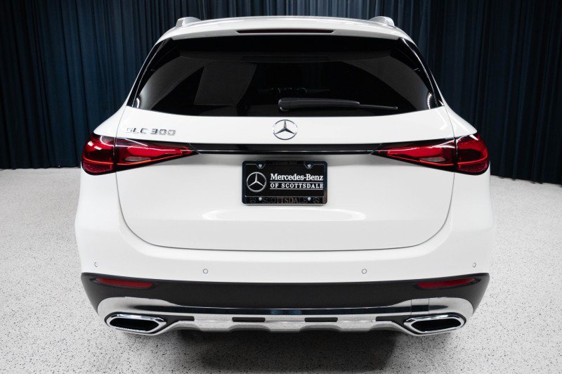 New 2027 Mercedes-Benz GLC 300 image 6