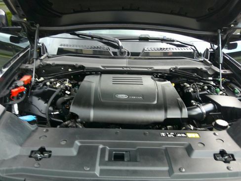Used 2024 Land Rover Defender 110 S AWD/4WD image 60
