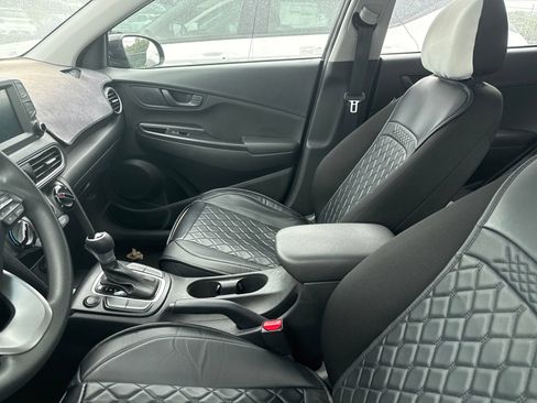 Used 2021 Hyundai Kona SE FWD image 11