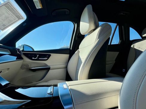 Certified 2026 Mercedes-Benz GLC 300 4MATIC image 24