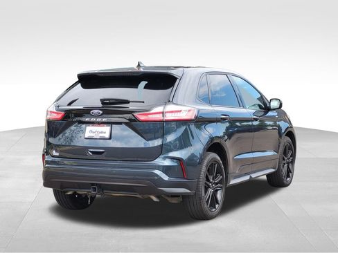 Used 2024 Ford Edge ST-Line w/ Class II Trailer Tow Package AWD/4WD image 8