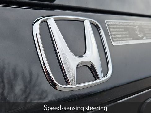 Used 2025 Honda Pilot Touring image 36