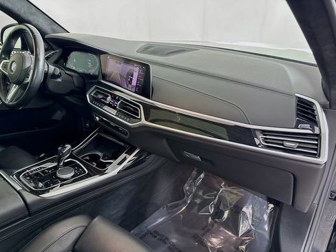 Used 2020 BMW X7 xDrive40i w/ M Sport Package image 28
