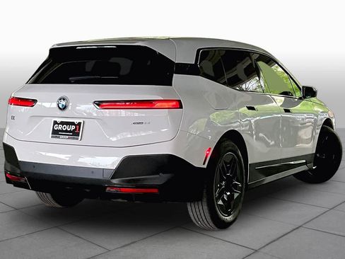 Used 2024 BMW iX xDrive50 w/ Convenience Package AWD/4WD image 12