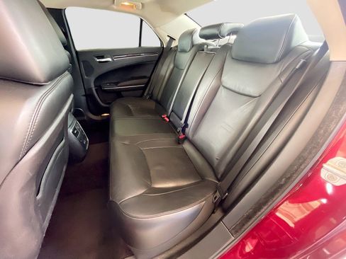Used 2017 Chrysler 300 C w/ Safetytec Plus Group RWD image 15