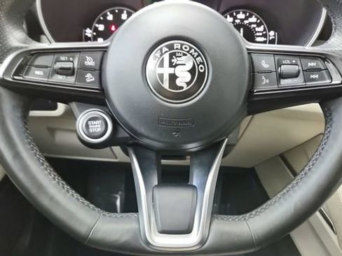 Used 2020 Alfa Romeo Stelvio Ti w/ Nero Edizione image 42