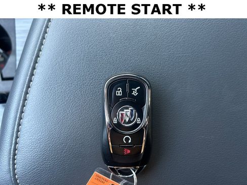 Used 2024 Buick Enclave Premium image 16