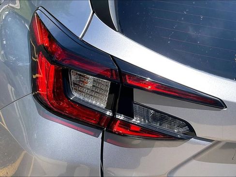 Certified 2024 Subaru Crosstrek 2.0i Premium AWD/4WD image 32