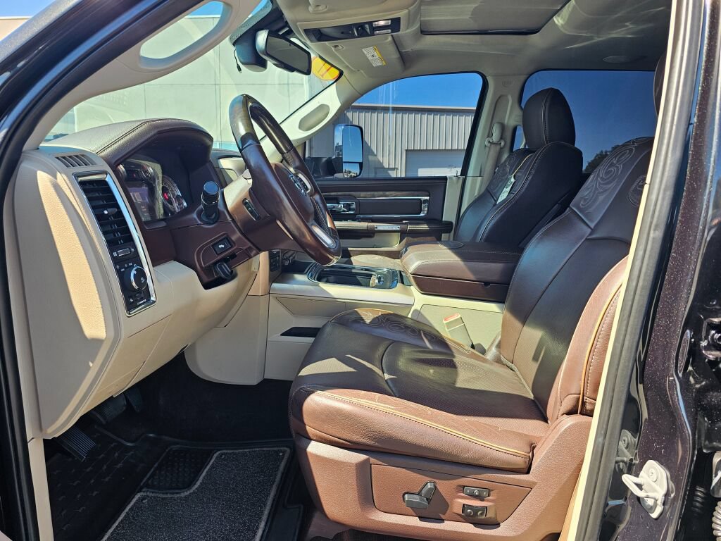 Used 2017 RAM 1500 Laramie Longhorn AWD/4WD image 12