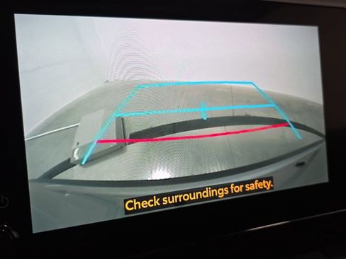 Certified 2024 Toyota Corolla Cross LE image 20