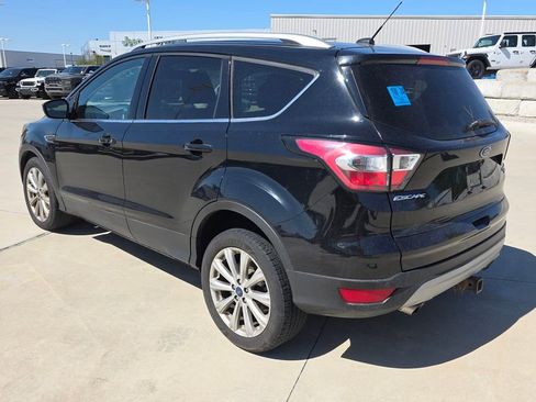 Used 2017 Ford Escape Titanium AWD/4WD image 3