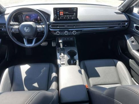 Used 2025 Honda Civic Sport image 14