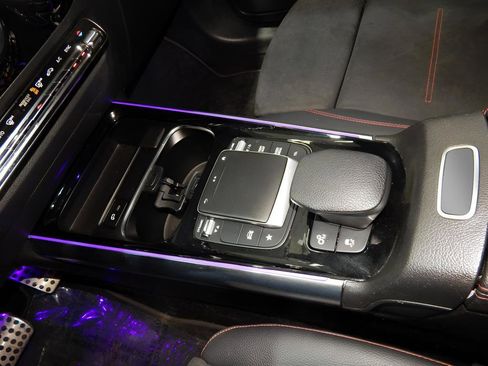 Used 2021 Mercedes-Benz GLA 45 AMG 4MATIC image 33