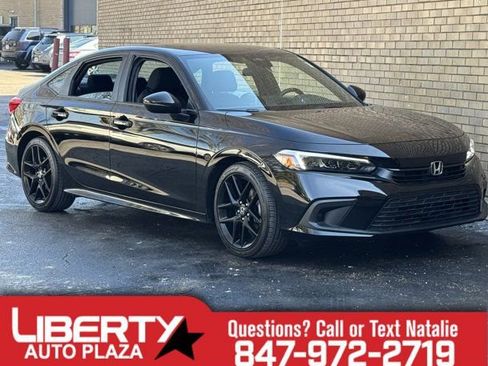 Used 2024 Honda Civic Sport image 1